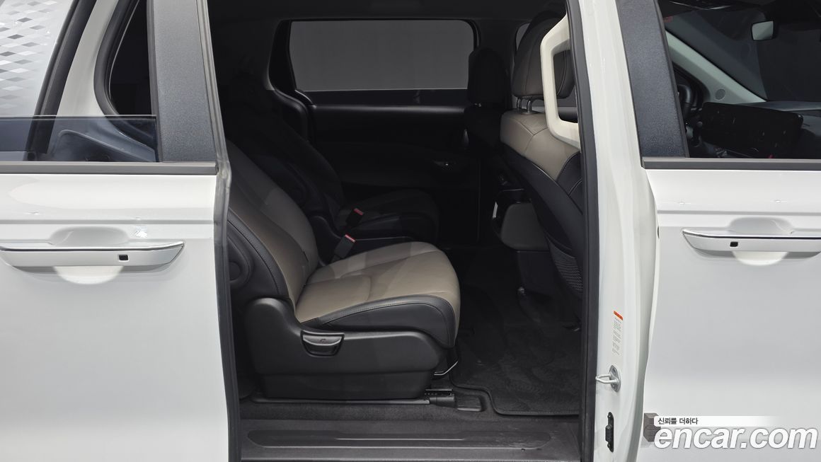 Kia Canival 2025