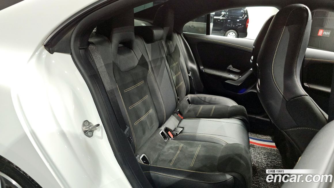 Mercedes-Benz CLA-Class 2021