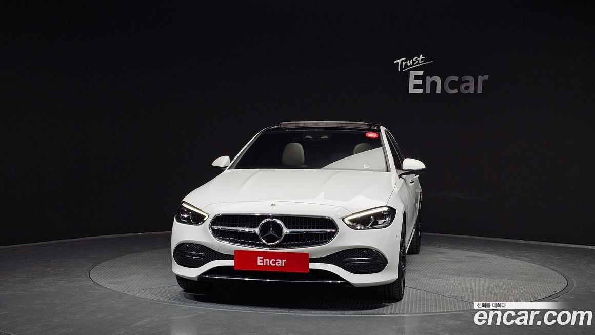 Mercedes-Benz C-Class 2023