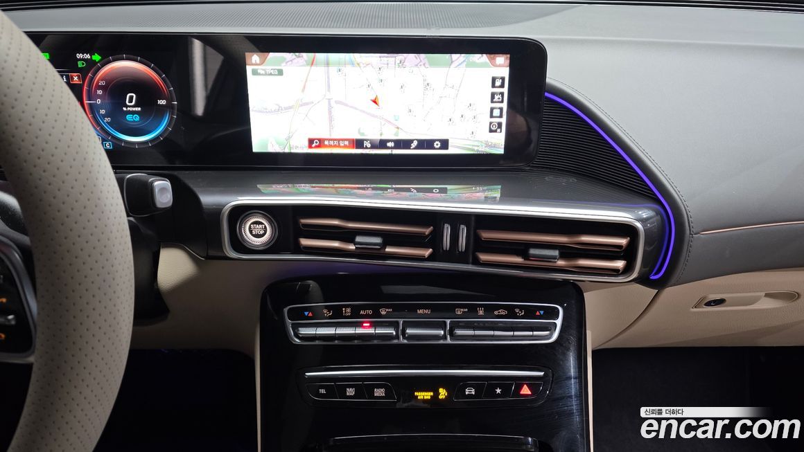 Mercedes-Benz EQC 2021