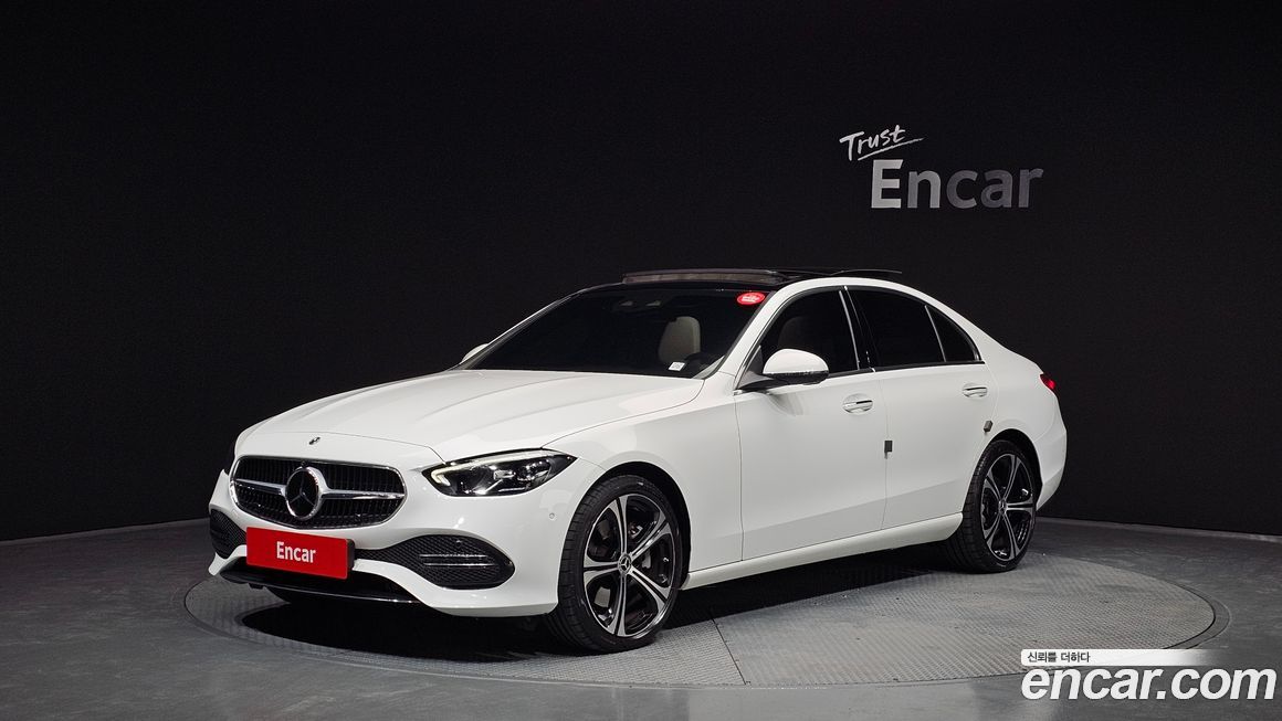 Mercedes-Benz C-Class 2023