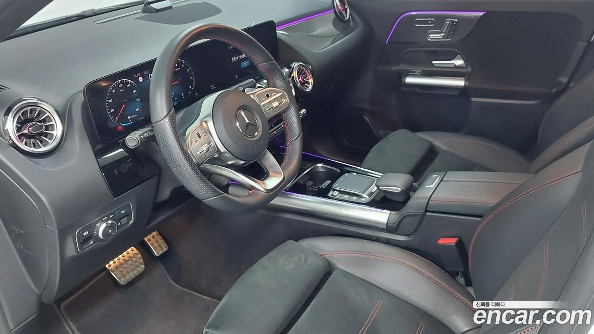 Mercedes-Benz GLA-Class 2023