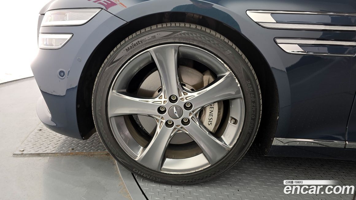 Genesis G80 2023