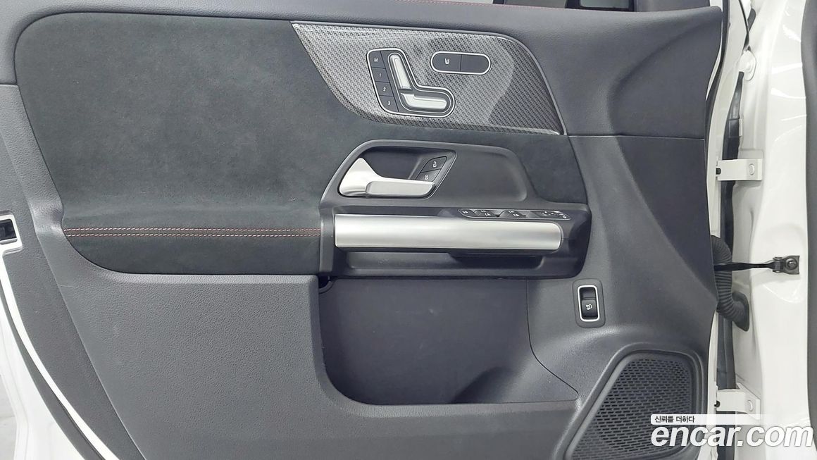 Mercedes-Benz GLA-Class 2023