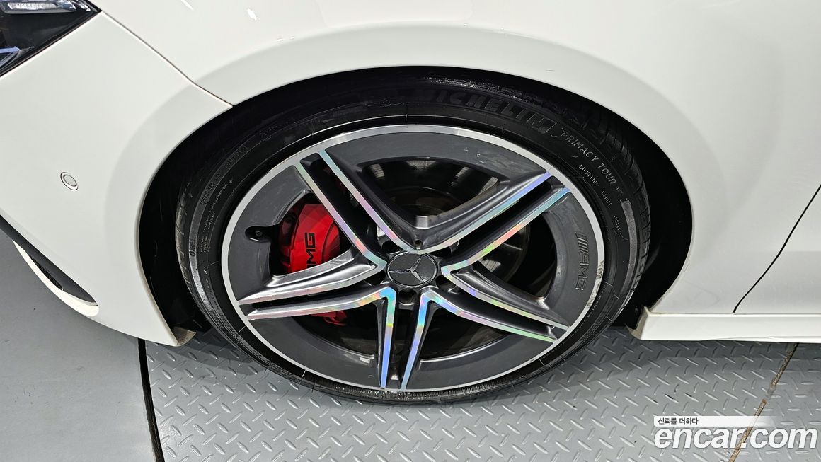 Mercedes-Benz CLA-Class 2021