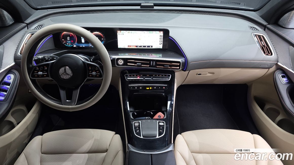 Mercedes-Benz EQC 2021