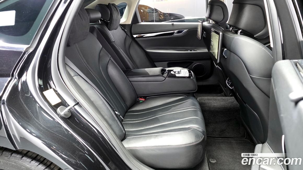 Genesis G80 2023