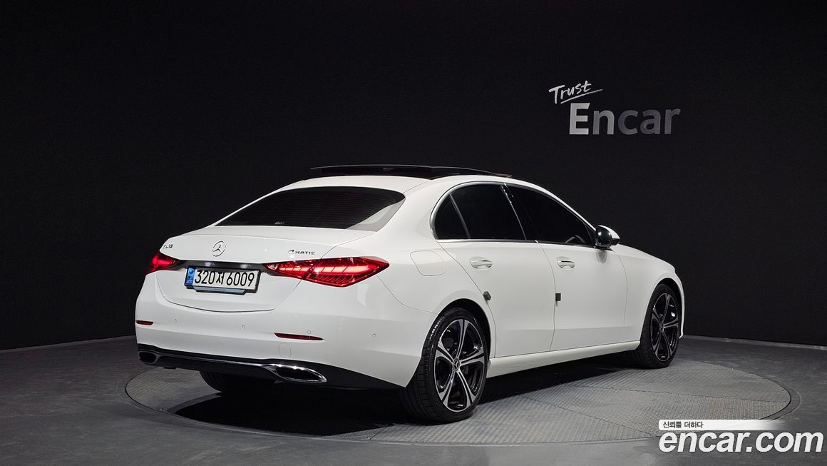 Mercedes-Benz C-Class 2023