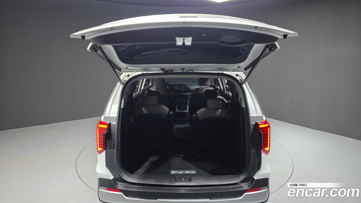 Kia Canival 2025