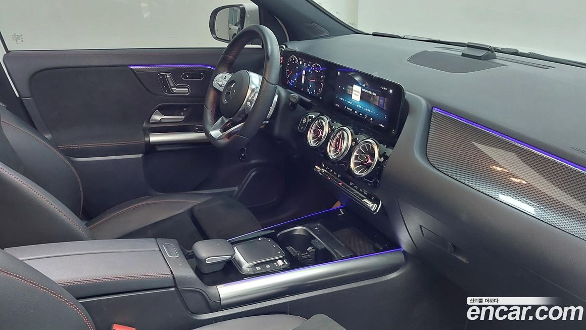 Mercedes-Benz GLA-Class 2023