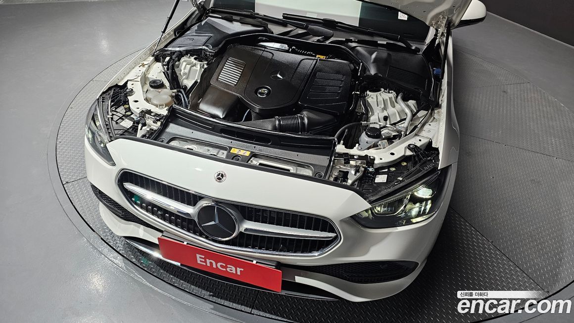 Mercedes-Benz C-Class 2023