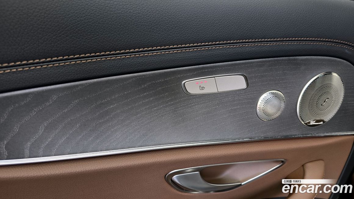 Mercedes-Benz E-Class 2022