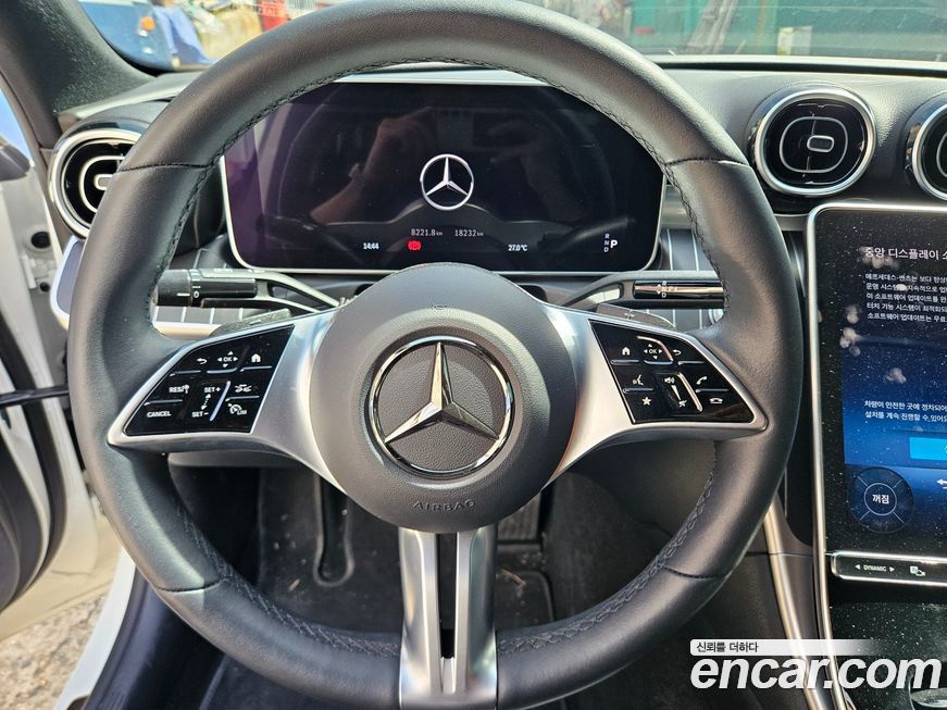 Mercedes-Benz C-Class 2024