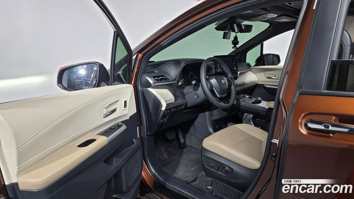 Toyota Sienna 2023