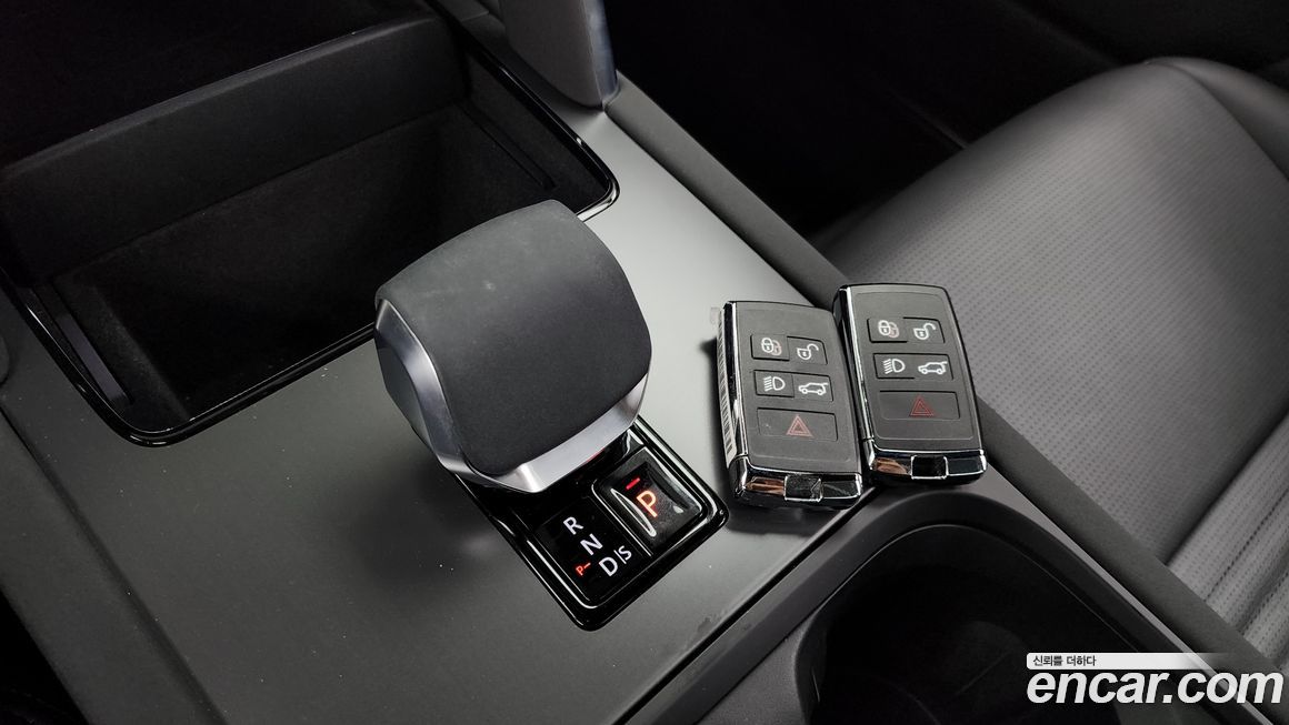 Land Rover Discovery Sport 2024