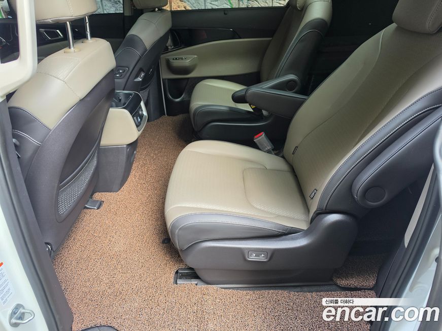 Kia Canival 2024
