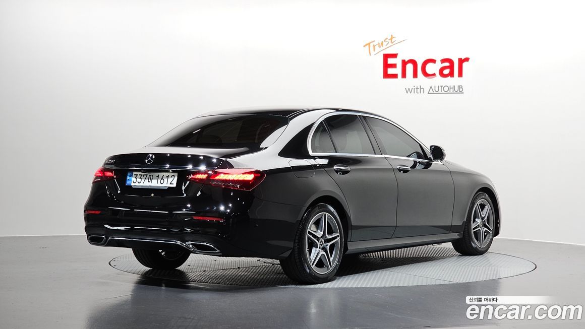 Mercedes-Benz E-Class 2023