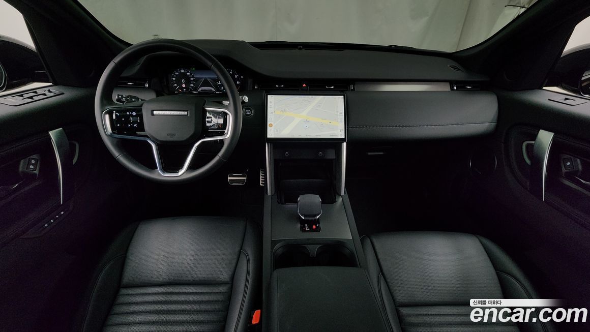 Land Rover Discovery Sport 2024