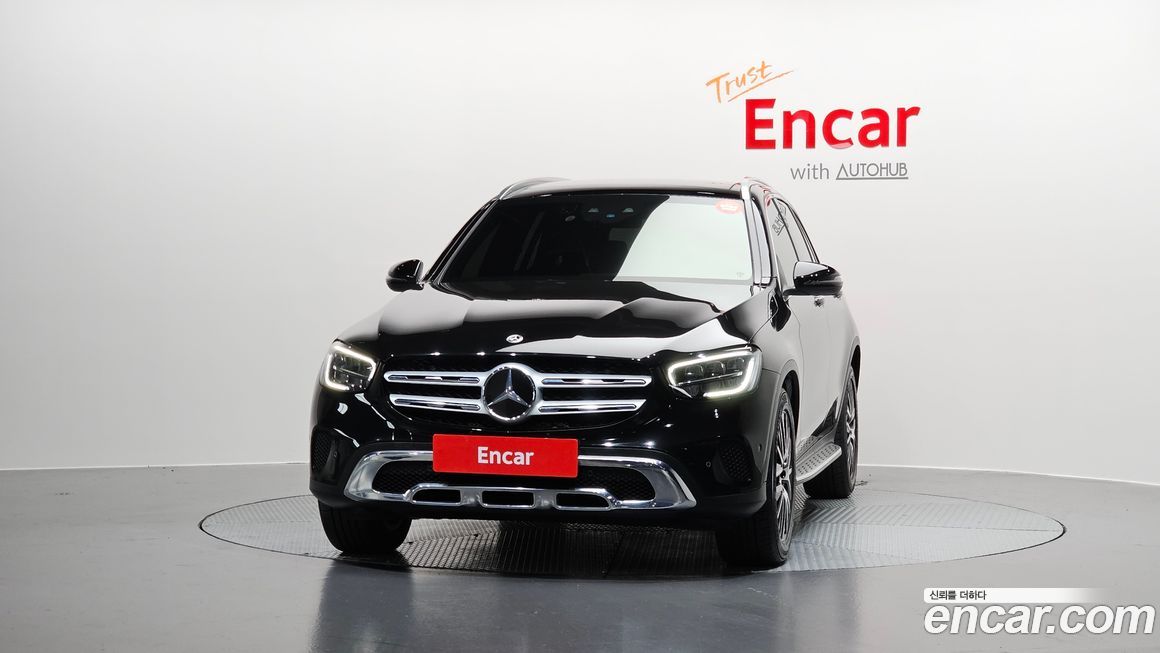 Mercedes-Benz GLC-Class 2021
