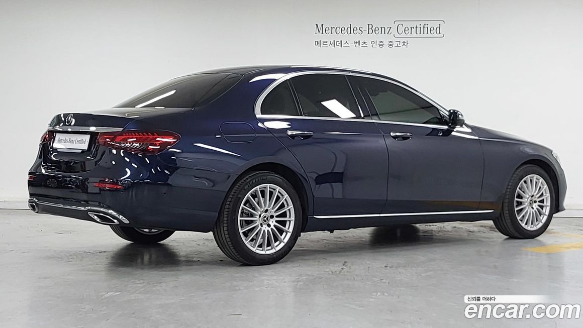 Mercedes-Benz E-Class 2023