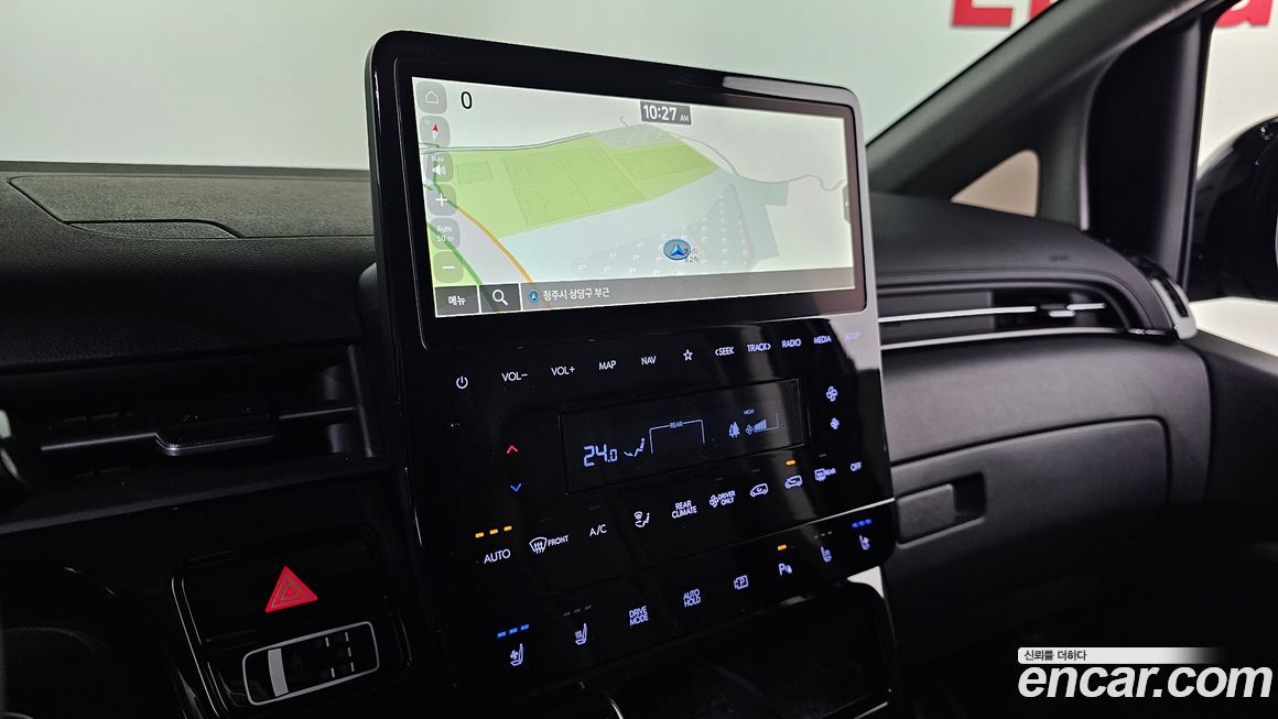 Hyundai Staria 2025