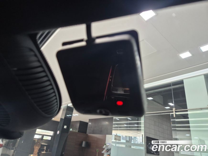 Mercedes-Benz EQA 2025