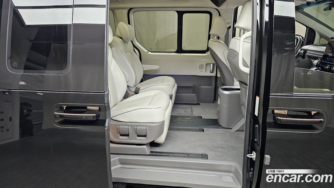 Hyundai Staria 2022