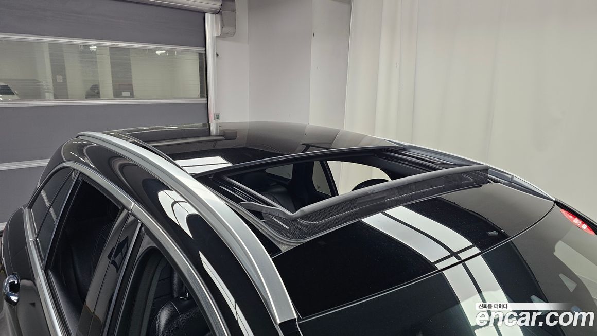 Mercedes-Benz GLC-Class 2021