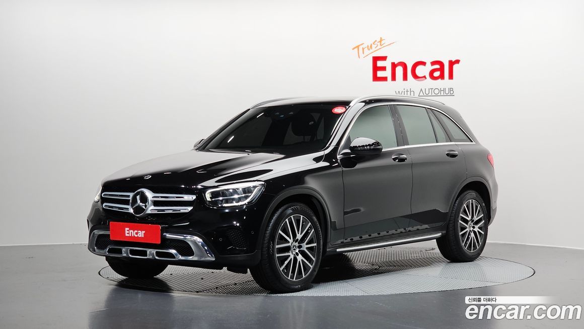 Mercedes-Benz GLC-Class 2021