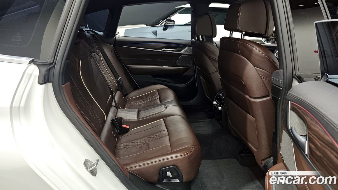 BMW Gran Turismo 2021