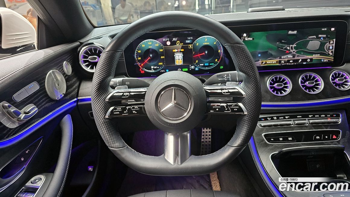 Mercedes-Benz E-Class 2022