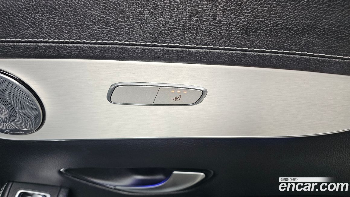 Mercedes-Benz GLC-Class 2021