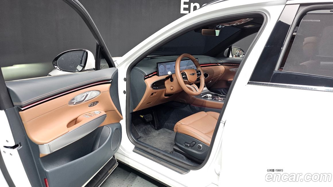 Genesis GV70 2025