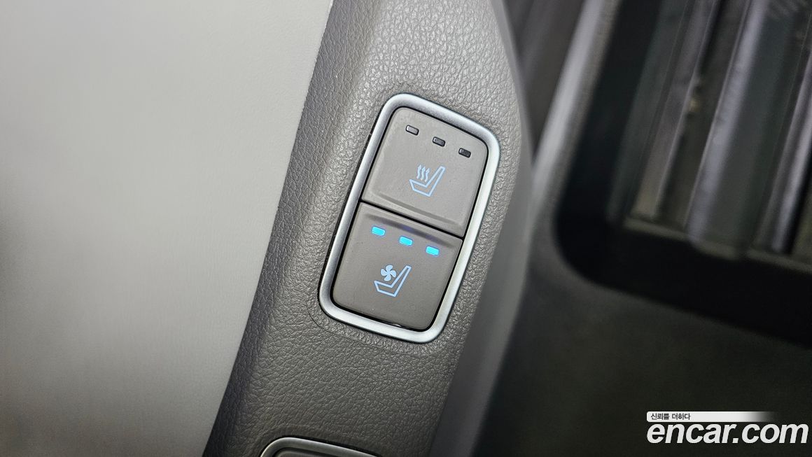 Hyundai Staria 2022