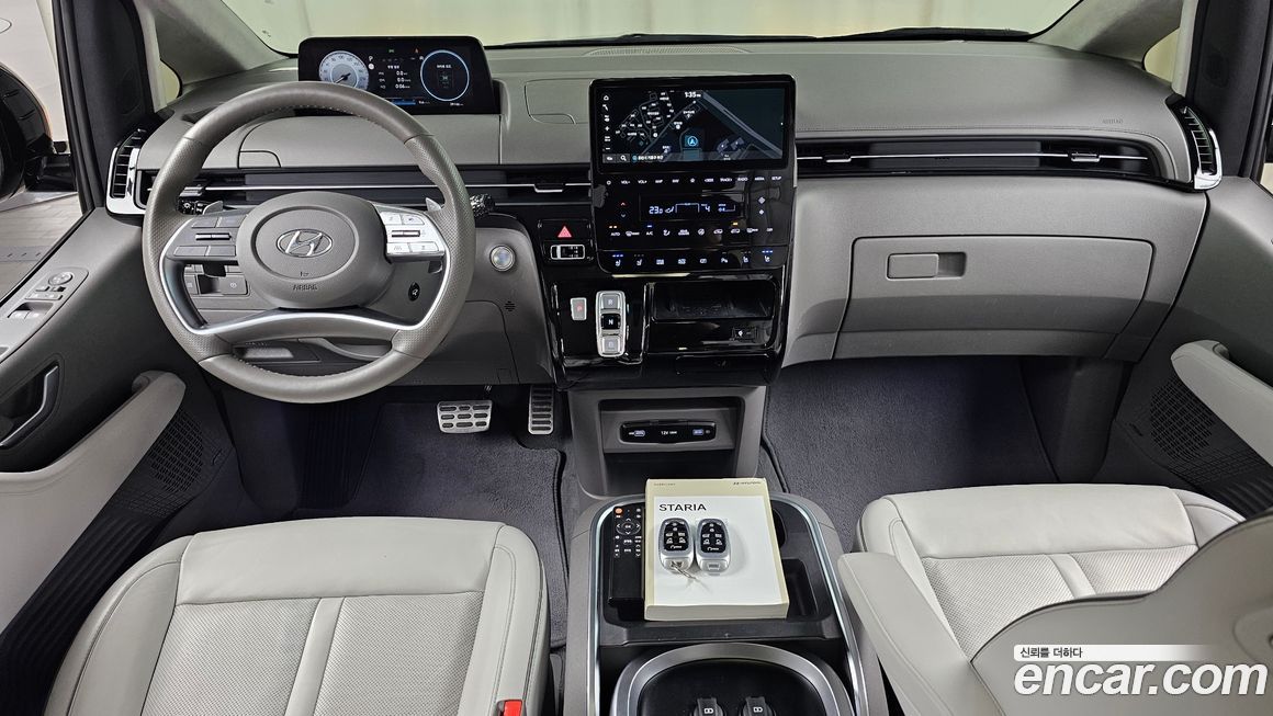 Hyundai Staria 2022