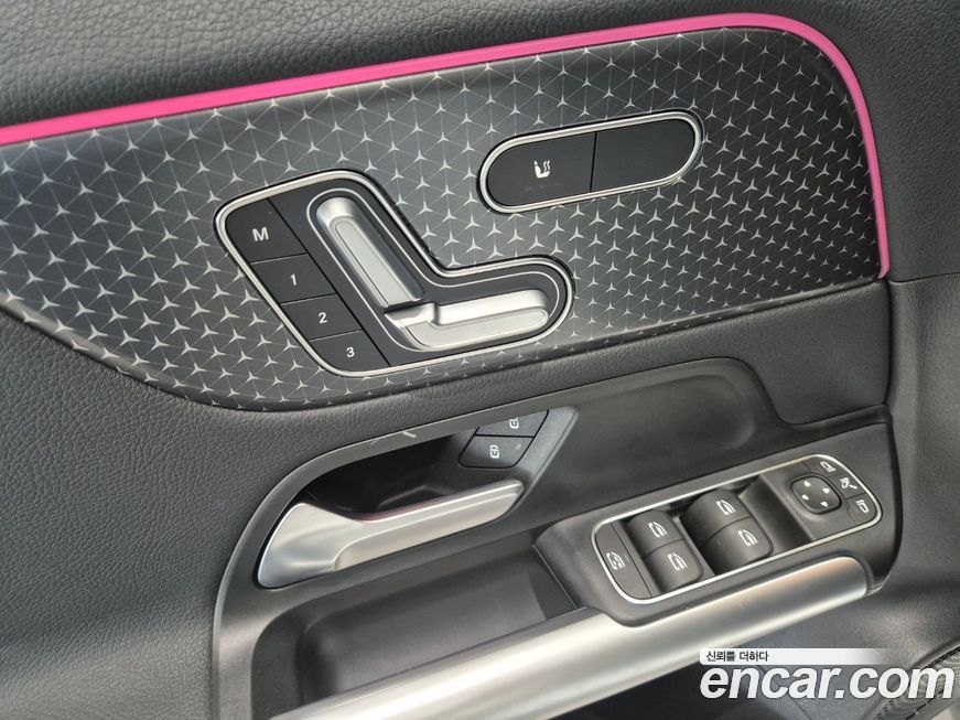 Mercedes-Benz EQA 2025