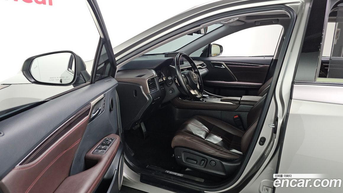 Lexus RX 2022