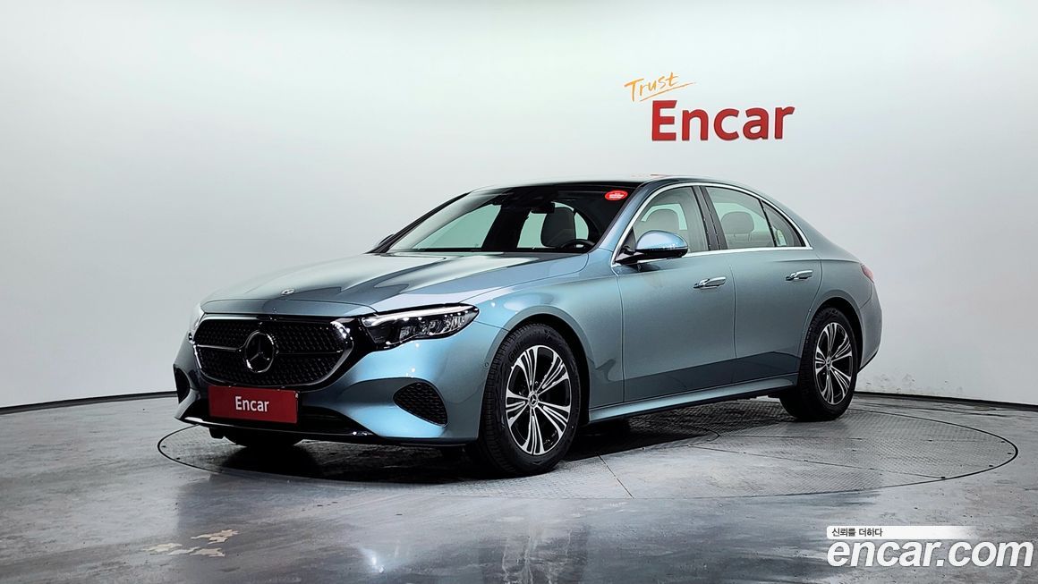 Mercedes-Benz E-Class 2025