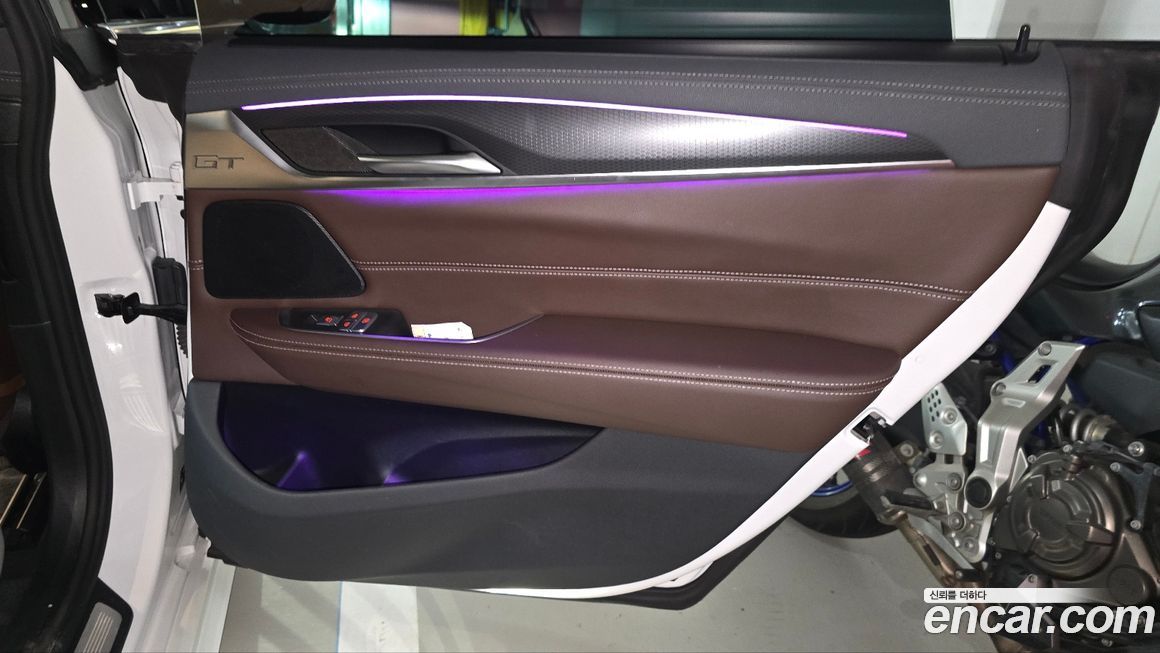 BMW Gran Turismo 2023