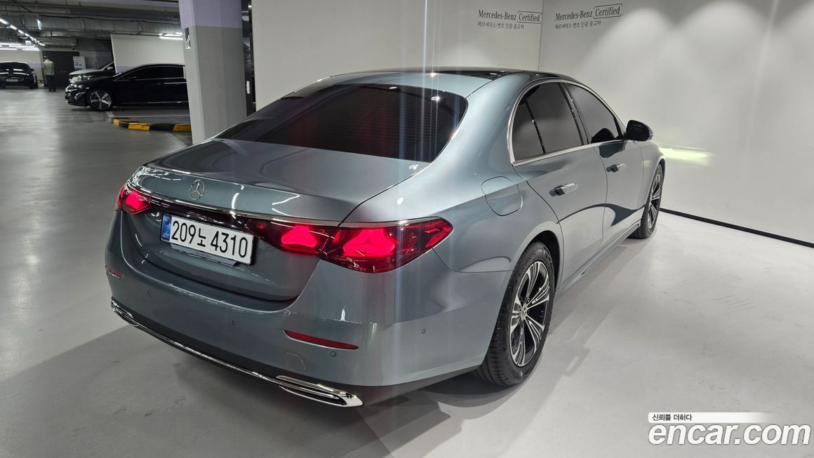 Mercedes-Benz E-Class 2025