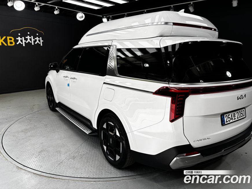 Kia Canival 2025