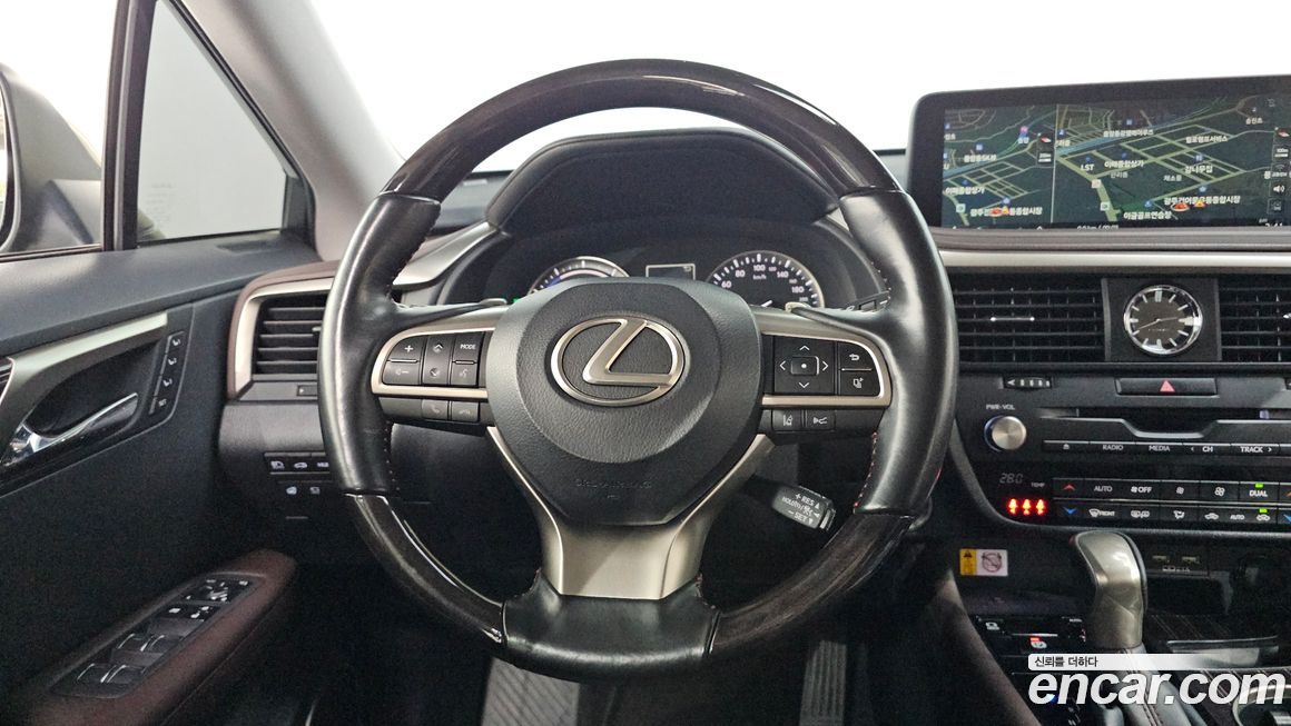 Lexus RX 2022