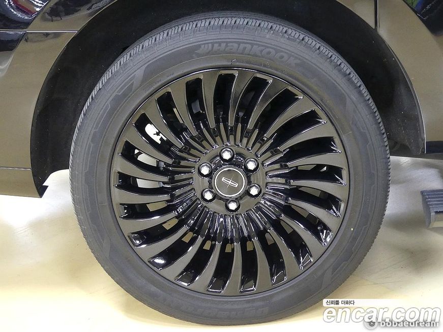Lincoln Navigator 2021
