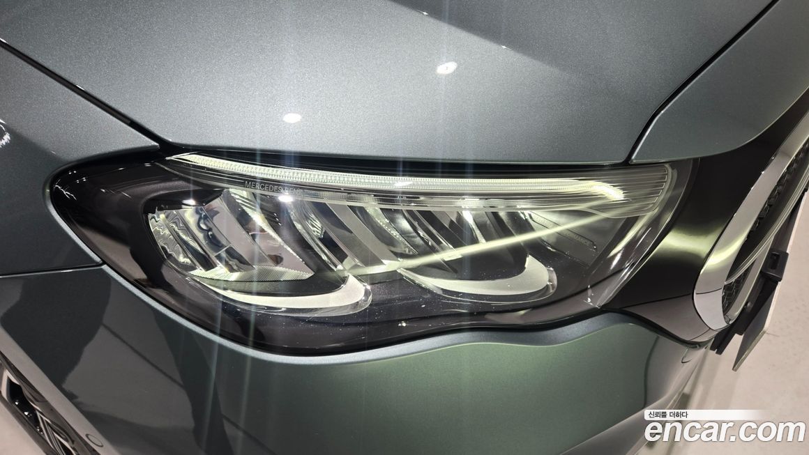 Mercedes-Benz E-Class 2025