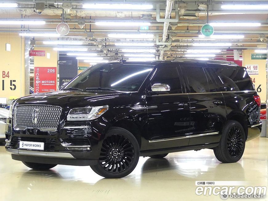Lincoln Navigator 2021