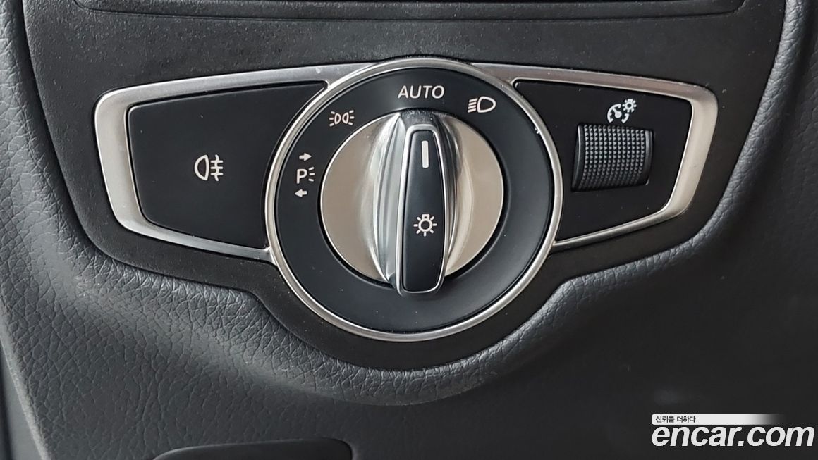 Mercedes-Benz GLC-Class 2022