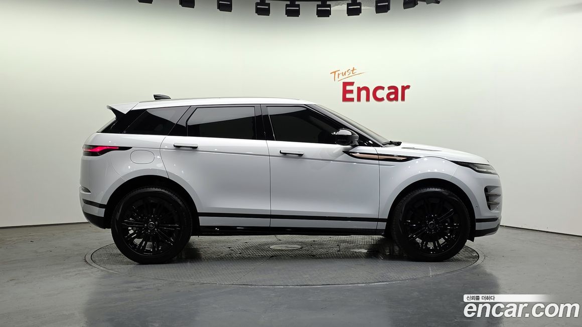 Land Rover Range Rover Evoque 2025
