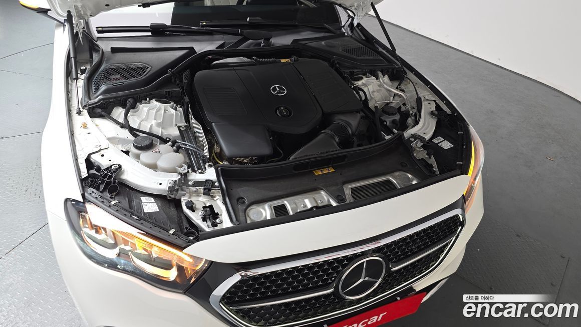 Mercedes-Benz E-Class 2026