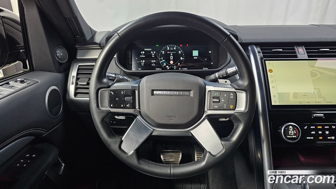 Land Rover Discovery 2022