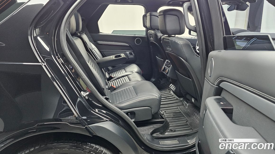 Land Rover Discovery 2022